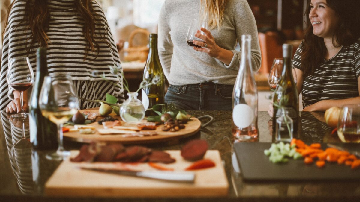 best restaurants and bars for dinner.
