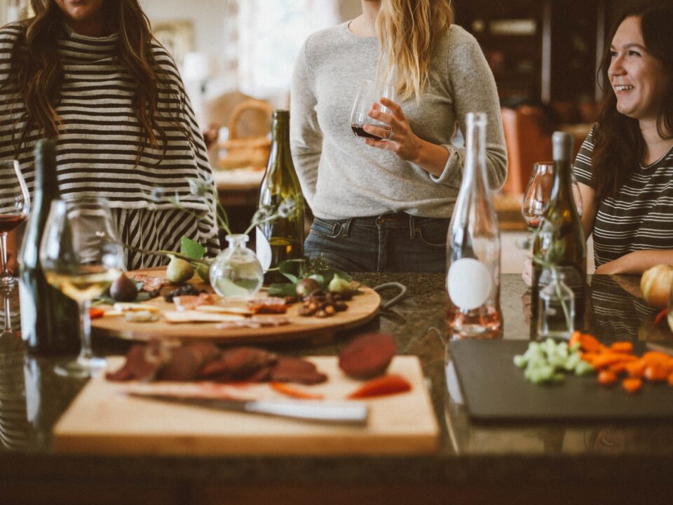 best restaurants and bars for dinner.